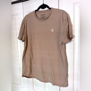 Men’s Volcom Tee size Large